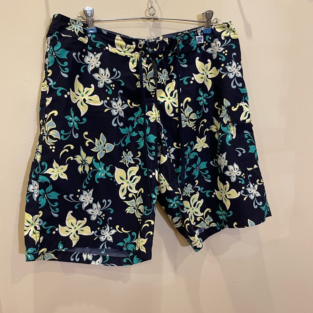 Xelos Woman’s Board Shorts - Size 12